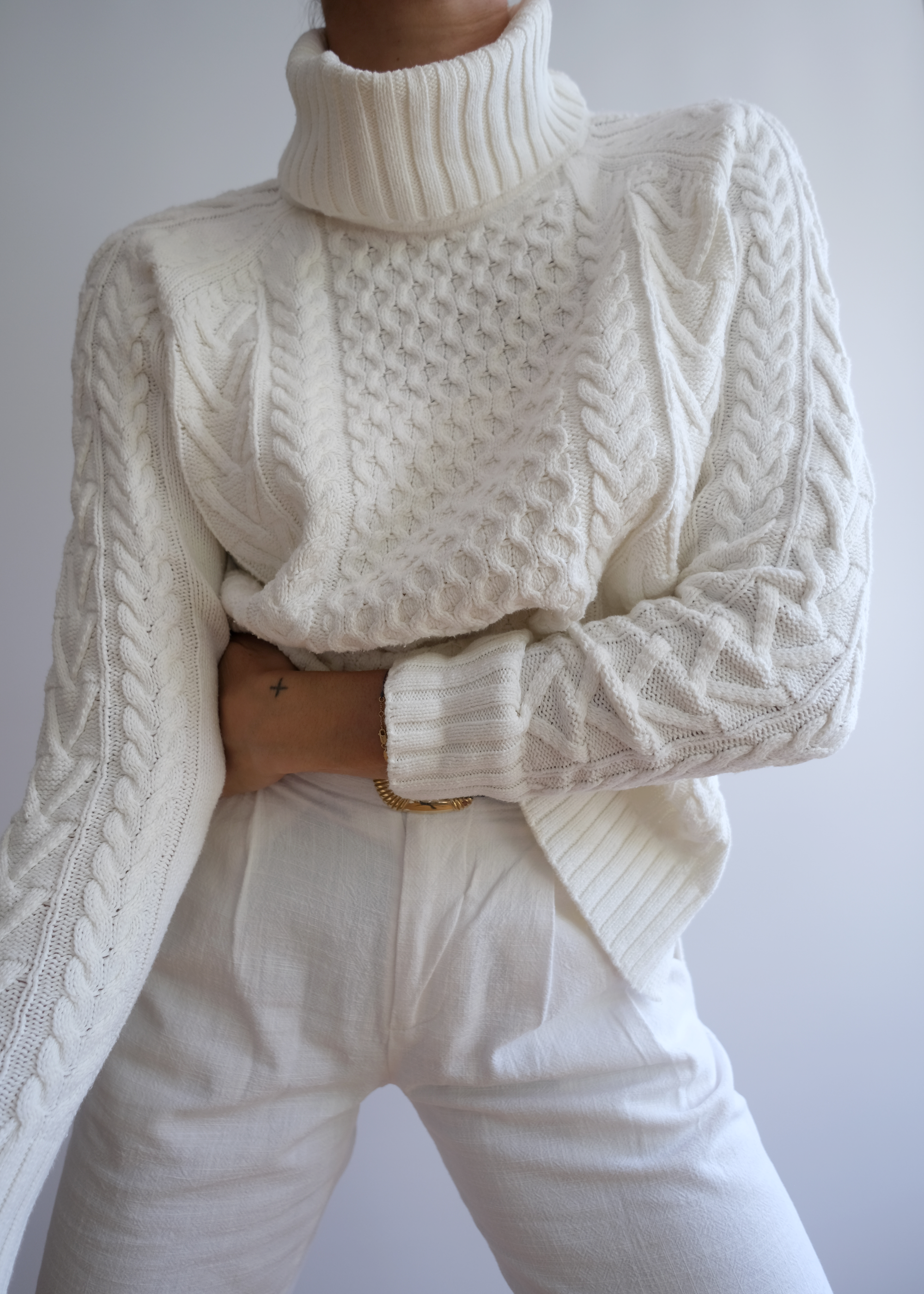 Vintage Cable Knit Turtleneck Sweater