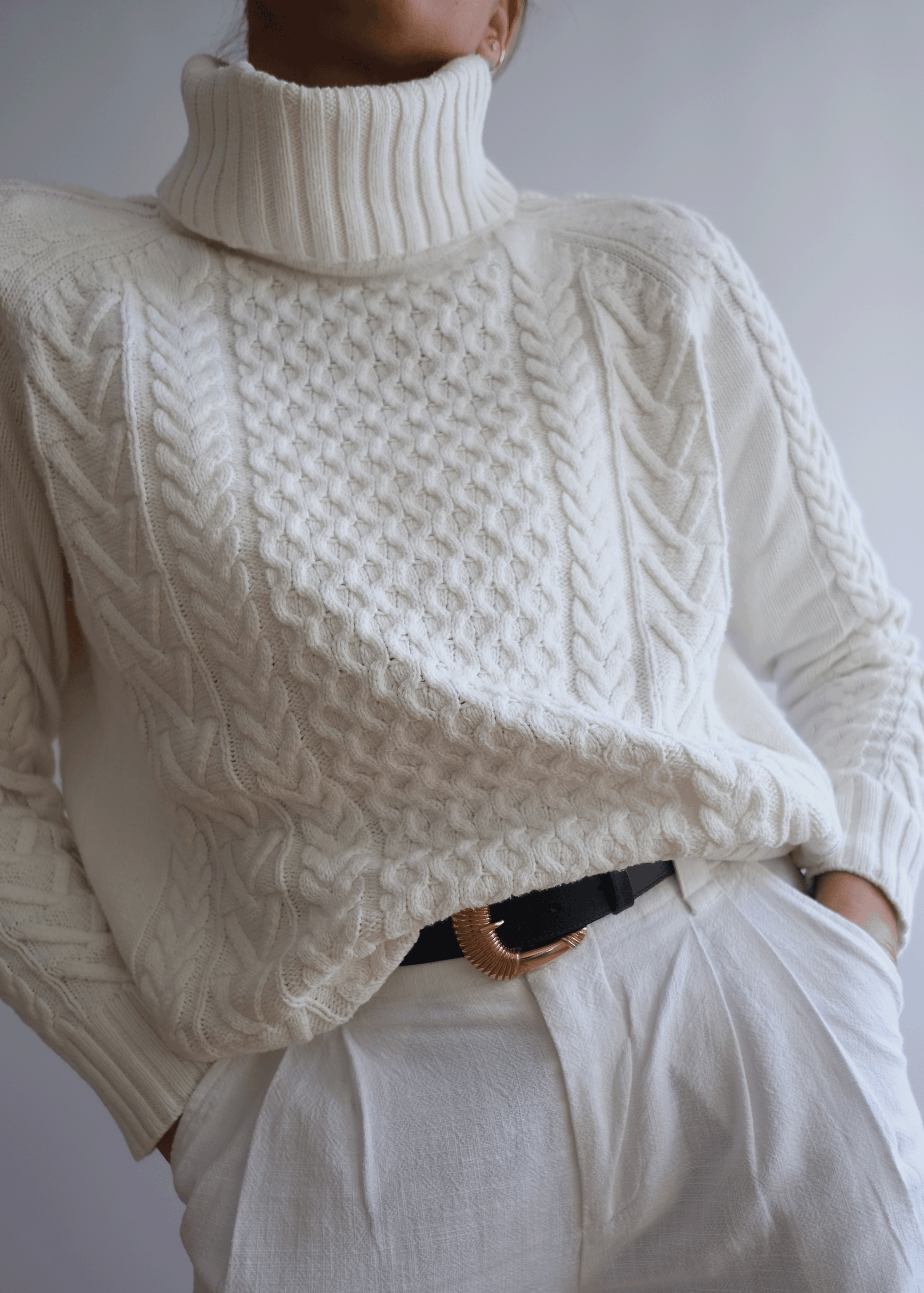 Vintage Cable Knit Turtleneck Sweater