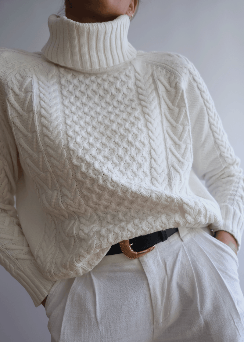 Vintage Cable Knit Turtleneck Sweater
