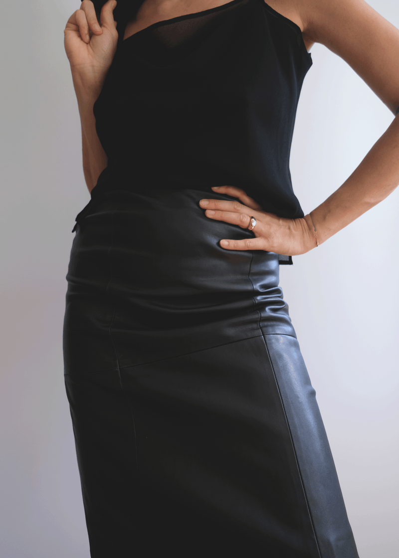 Vintage minimalist Leather Pencil Skirt