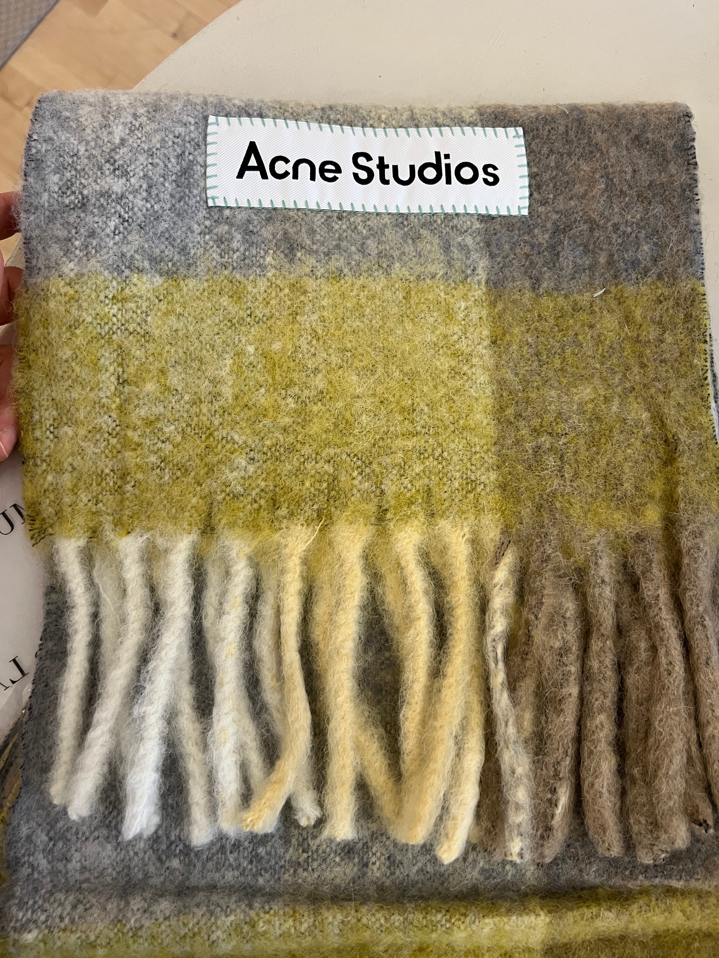 Second Hand Never Worn ACNE studio SCARF End of season