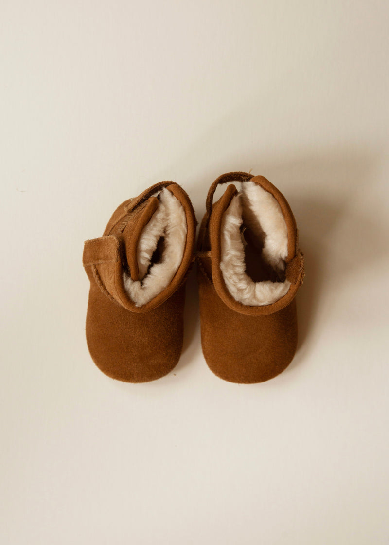 UGG Brown Suede Shearling Baby Booties — 6–9 Months