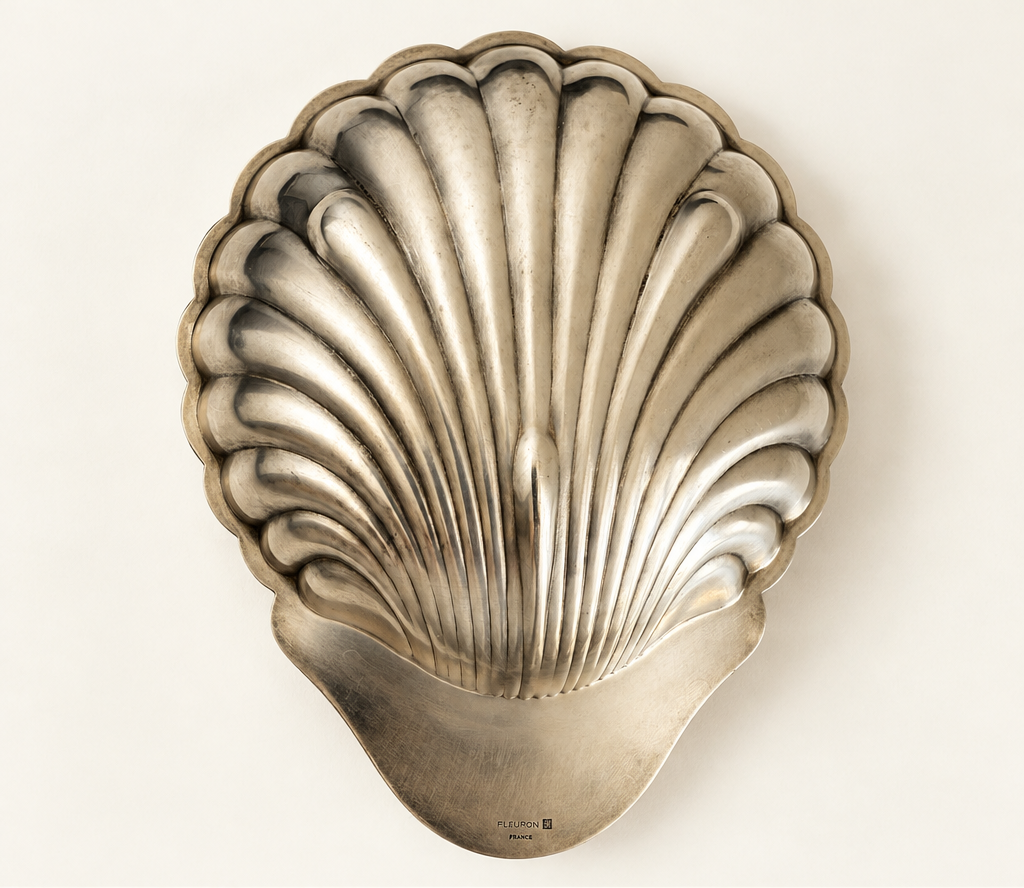 Vintage Fleuron France silver-plated scallop dish