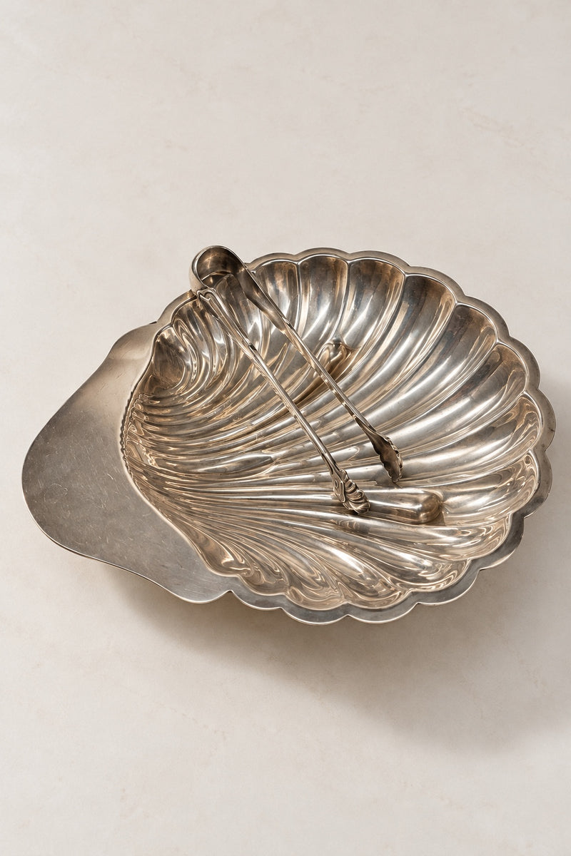 Vintage Fleuron France silver-plated scallop dish