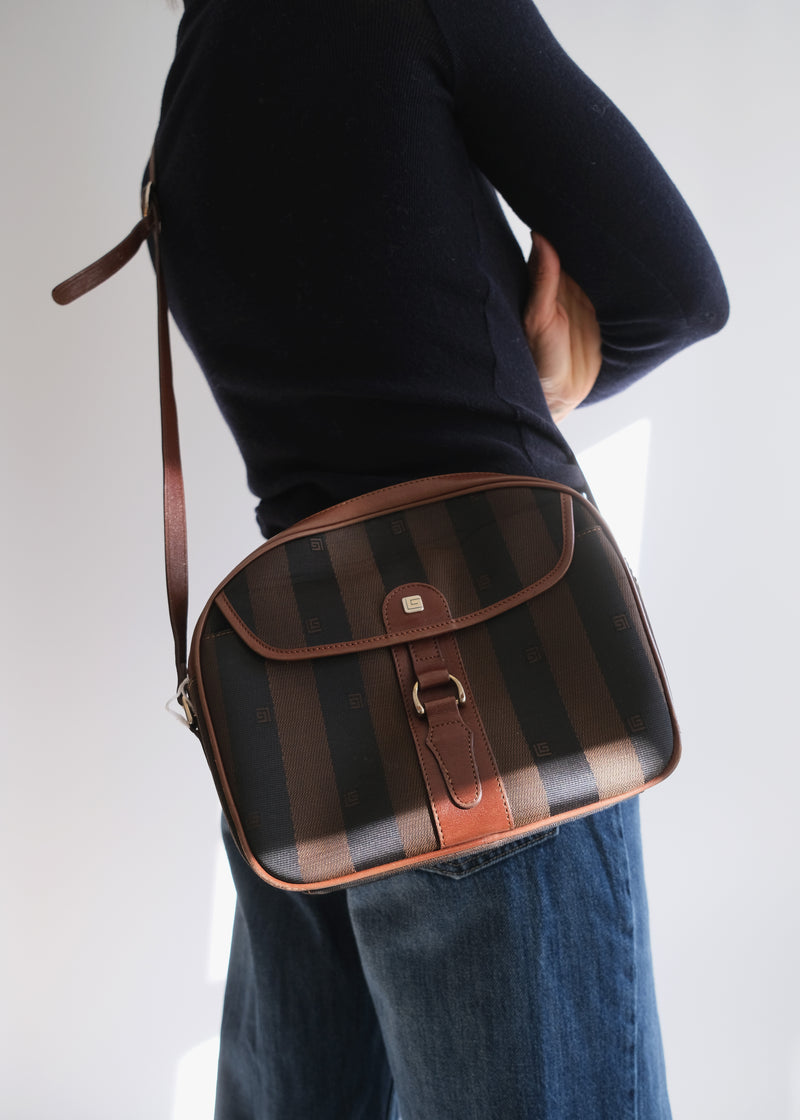 Vintage Guy Laroche Paris Medium Shoulder Bag