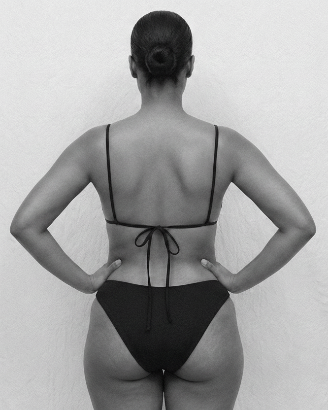 Elsa Structured One-piece – Black